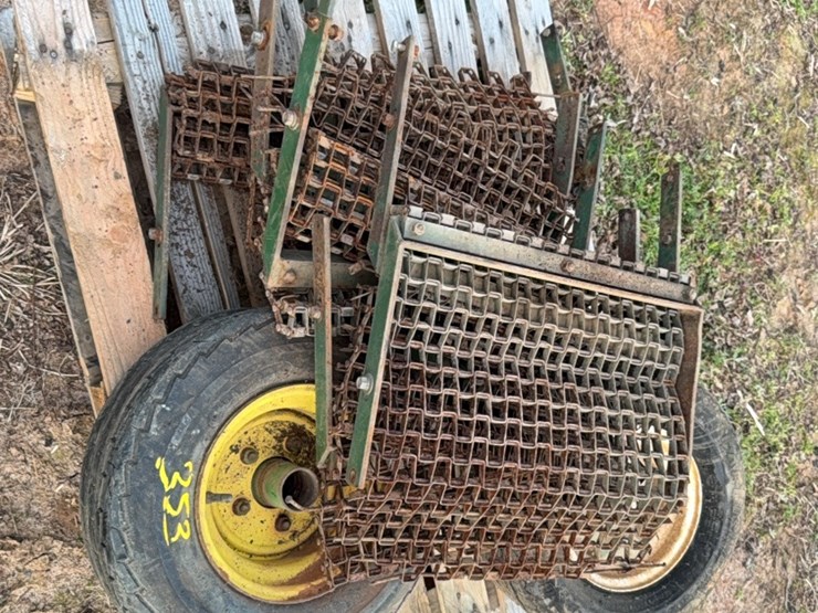 drag-chains-for-strip-till-and-tires-image-2