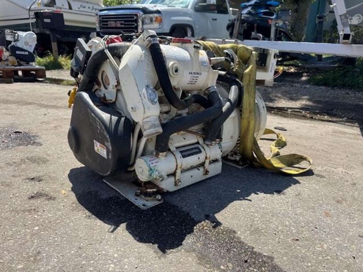 westerbeke-6ekod-cp1-6kw-marine-generator-image-2