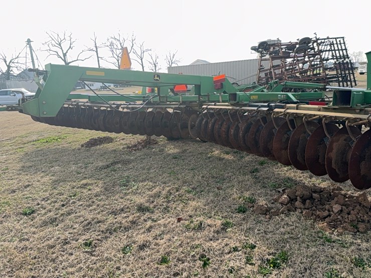 john-deere-637-image-45