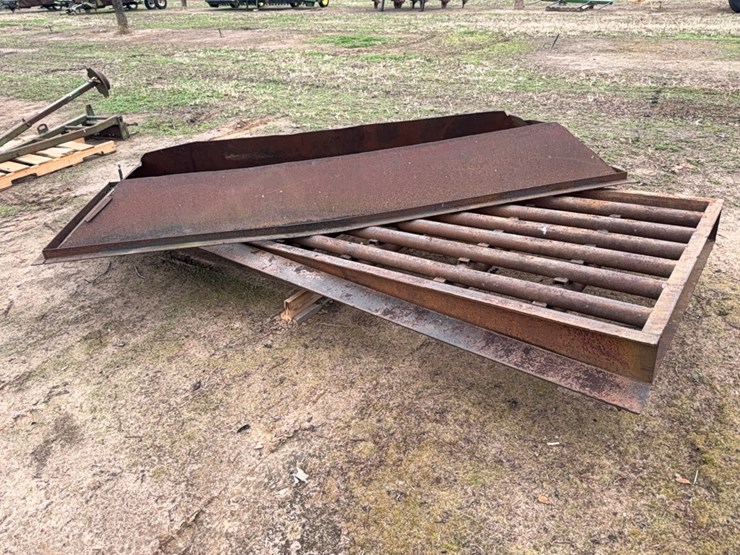 dump-pit-cover-and-top-of-funnel-image-7