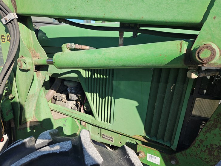 1996-john-deere-6400-image-8