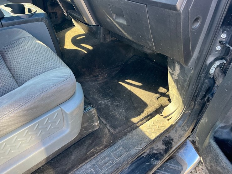 2012-ford-f150-image-8