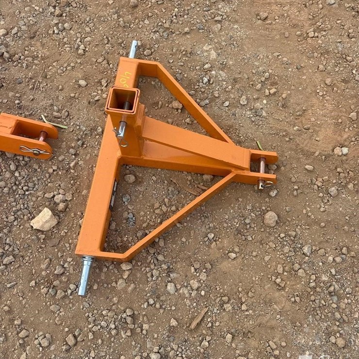 WOLVERINE QC 42 615 THREE-POINT ATTACHMENT