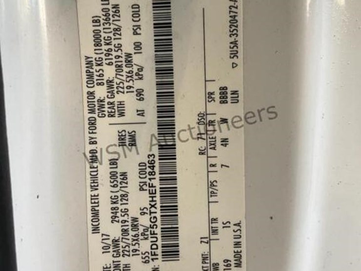 2017-ford-f550-image-19