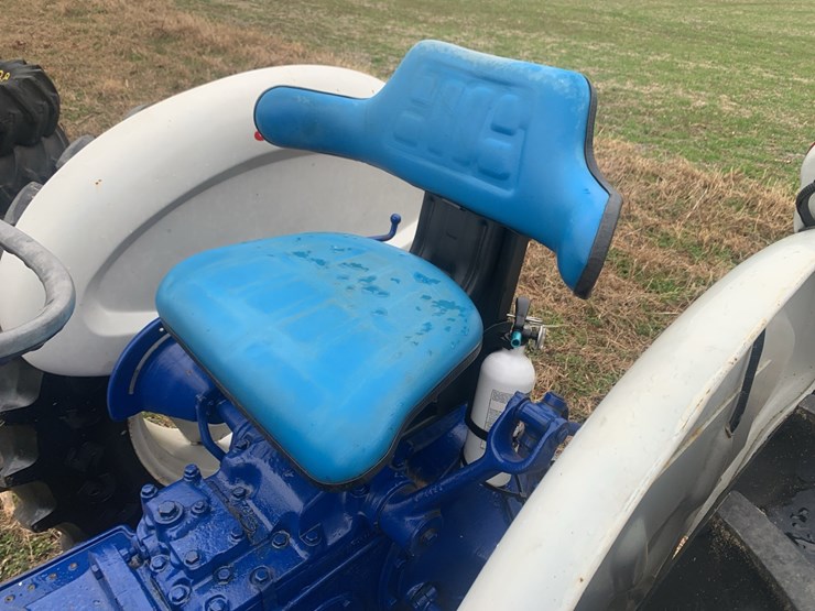 ford-tractor-image-13