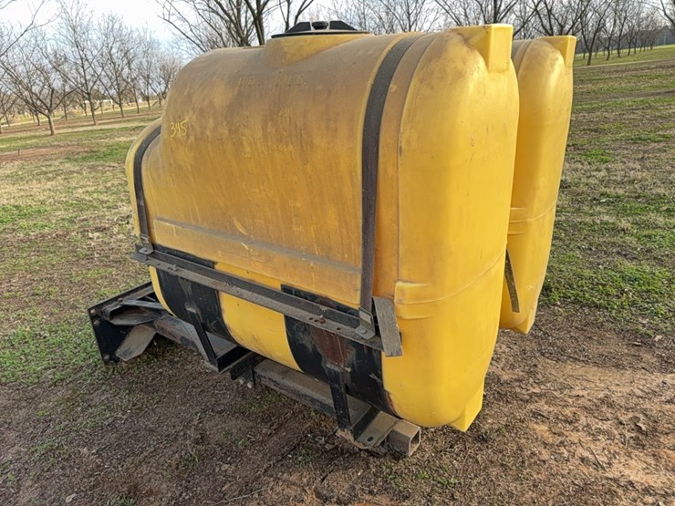 500-gallon-saddle-tanks-(malcolm-says-he-thinks-the-last-thing-they-were-mounted-on-was-an-8410)￼-image-9
