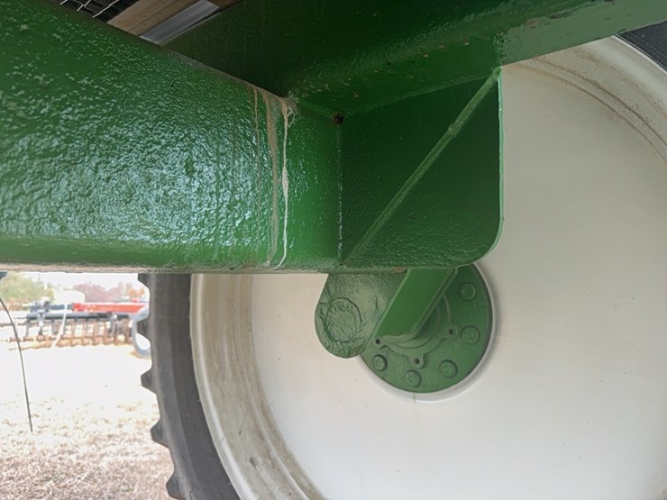 newton-crouch-spreader-cart-image-38