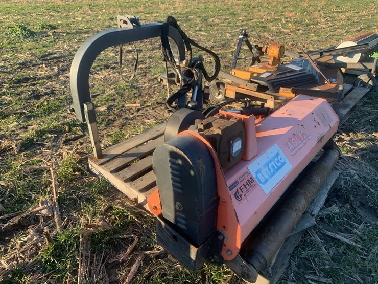 offsetting-flail-mower-image-6