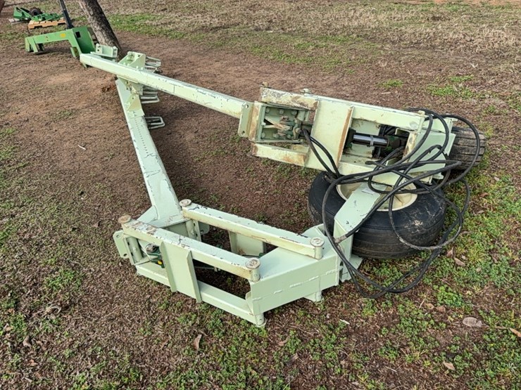 kmc---lift-assist-wheels-image-27