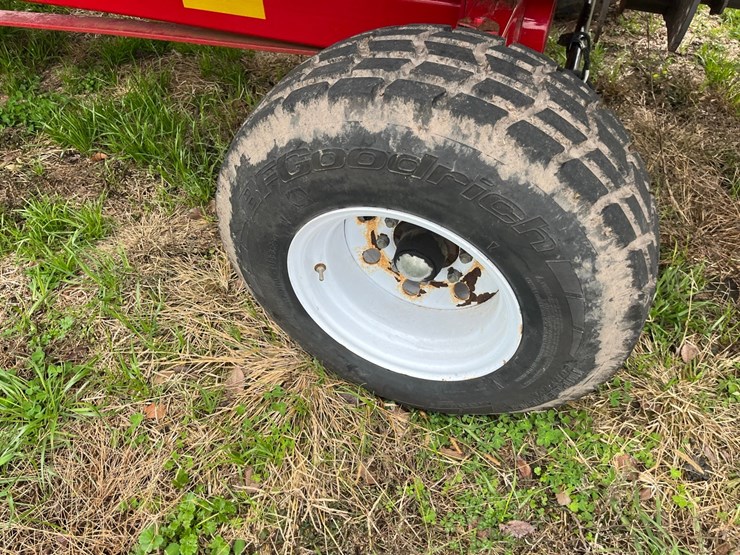 unverferth-header-trailer-image-9