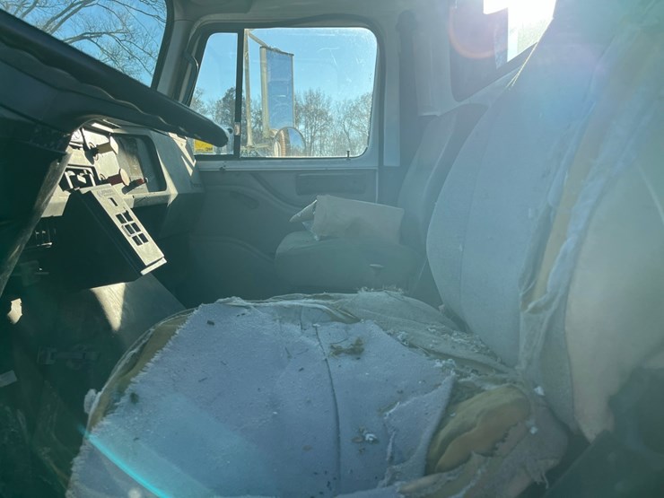 1998-case-ih-8100-image-22