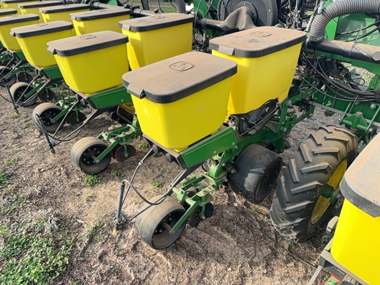 john-deere-1725-image-50