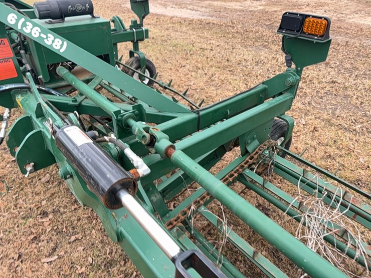 kmc-peanut-lifter/fluffer-6-row-for-36”-&-38”-rows-image-29