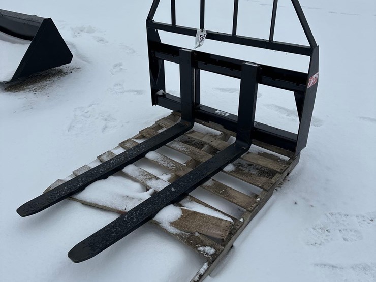 2695----3500#---48"-compact-fork-attachment-image-1