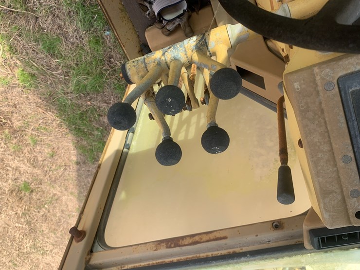 caterpillar-120g-image-21