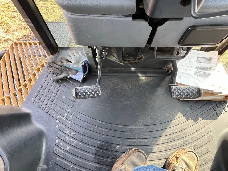 caterpillar-ch55-image-27