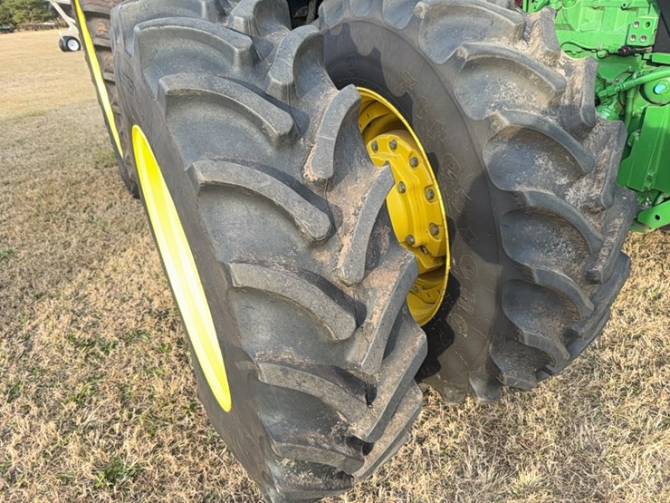 2022-john-deere-8r-410-image-48