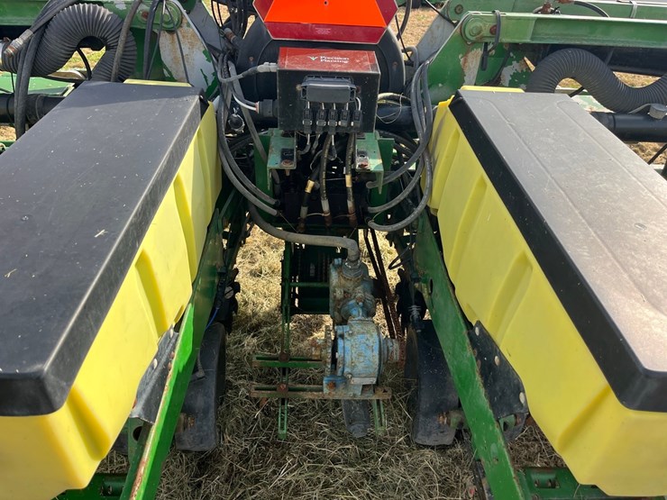 john-deere-36-image-13