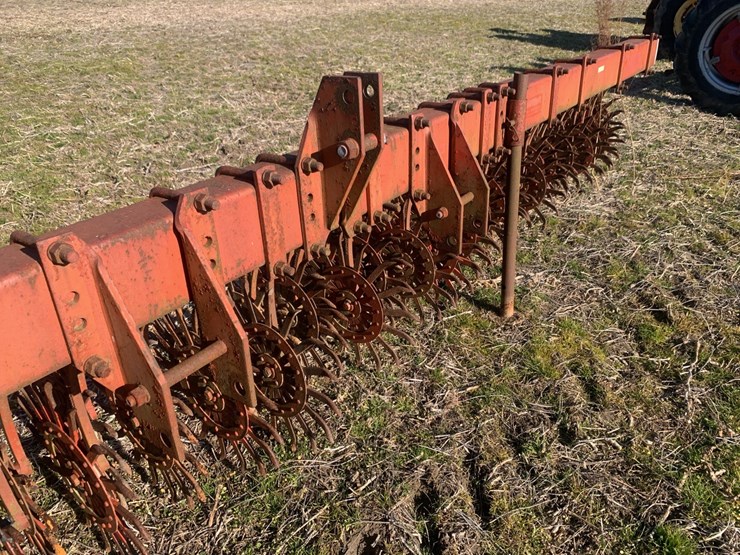 caterpillar-20-image-4