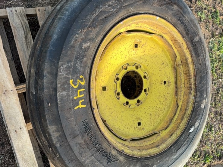 2--9.00–2-4sl-tires-on-rims-image-4