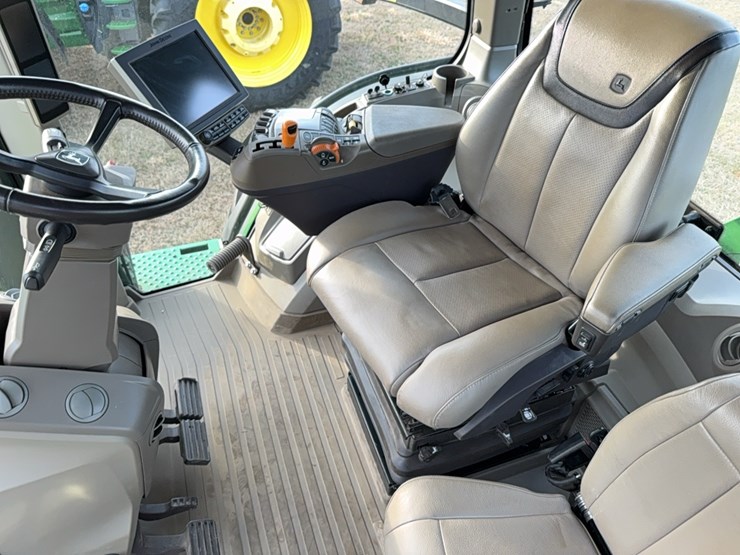 2022-john-deere-8r-410-image-53