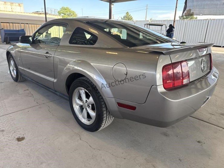 2007-ford-mustang-coupe-image-5