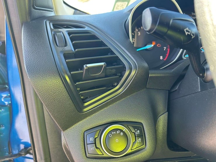 2017-ford-escape-image-14