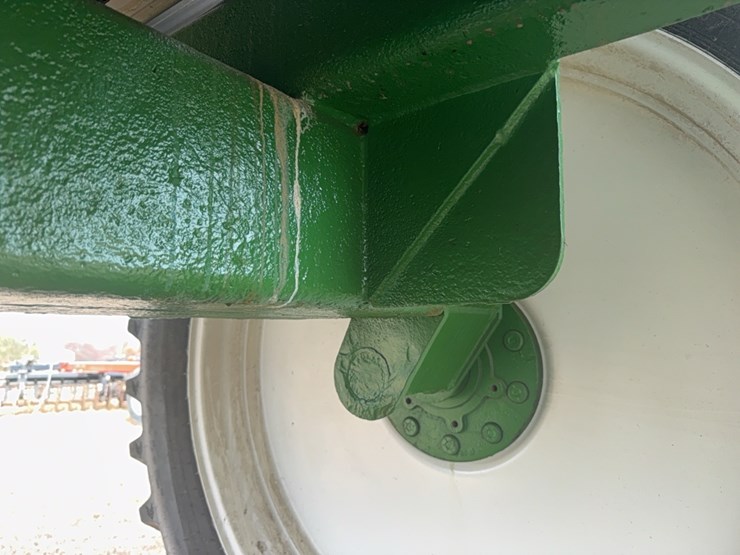 newton-crouch-spreader-cart-image-40