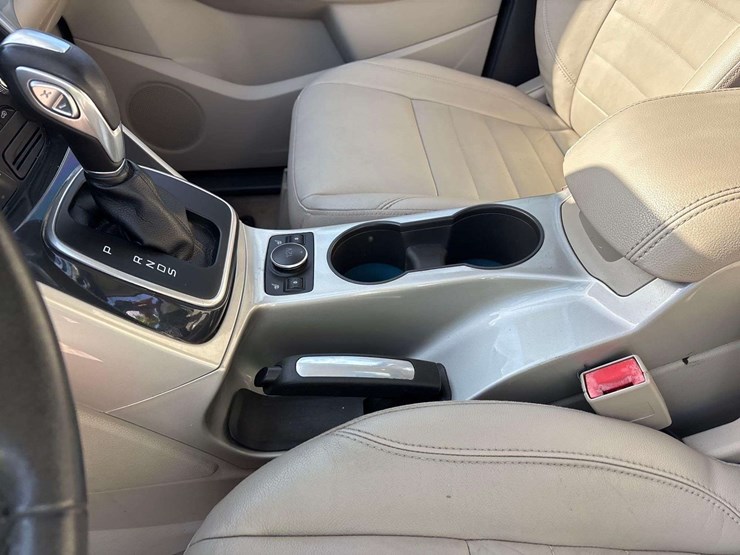 2013-ford-escape-image-15