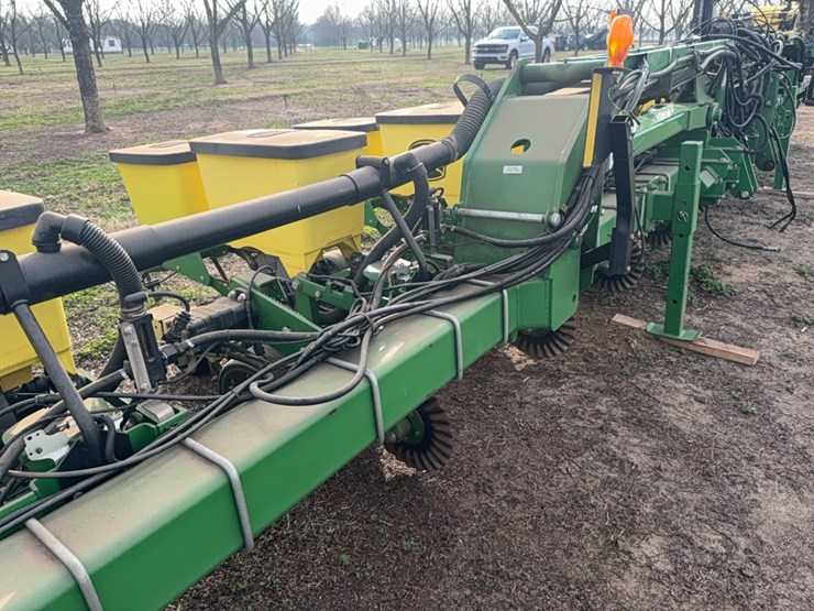 john-deere-1725-image-20