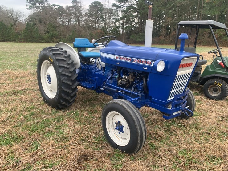 ford-tractor-image-1