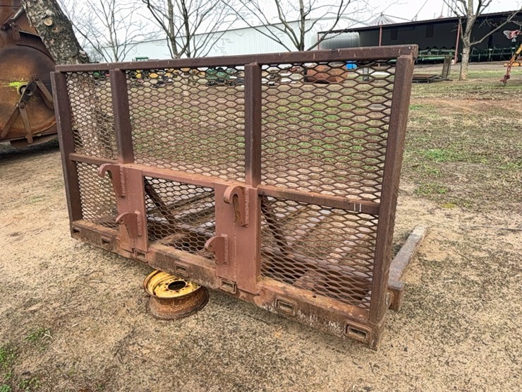 limb-forks-with-brush-guard-set-up-for-john-deere-loader-image-16