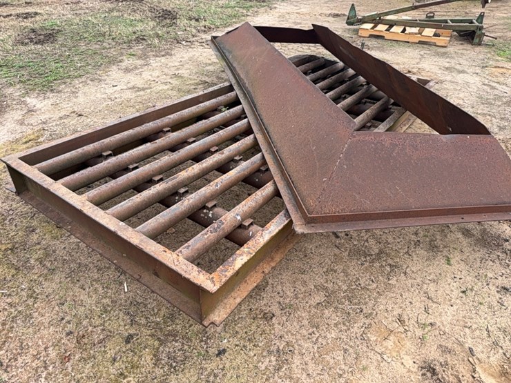 dump-pit-cover-and-top-of-funnel-image-15