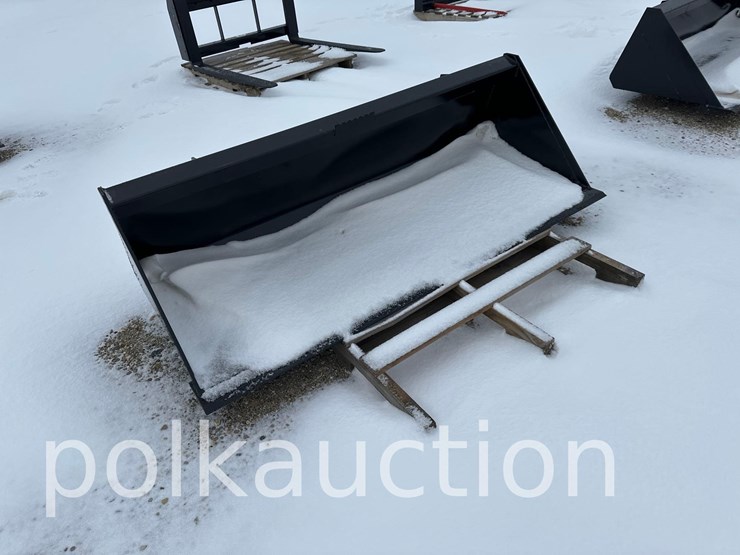 2687---72"-skid-steer-bucket-image-1