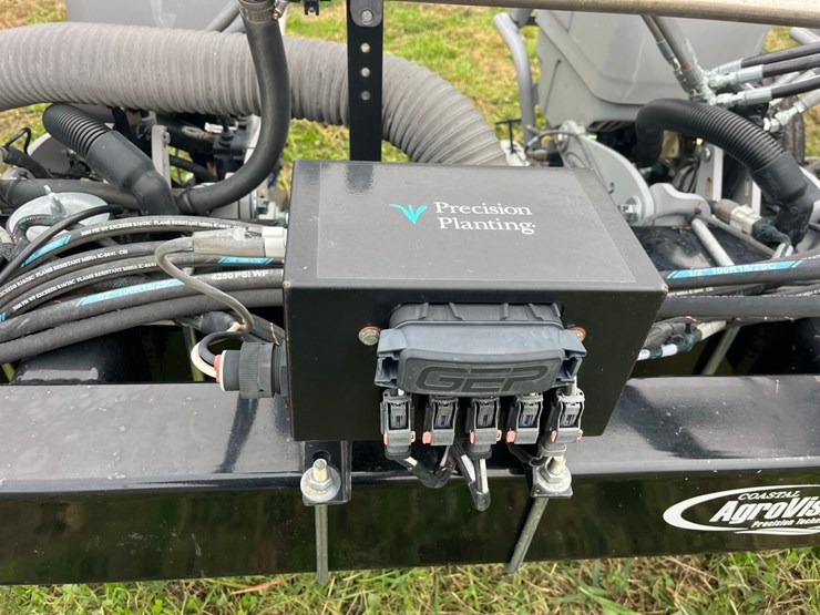 coastal-agro-planter-12-36-image-2