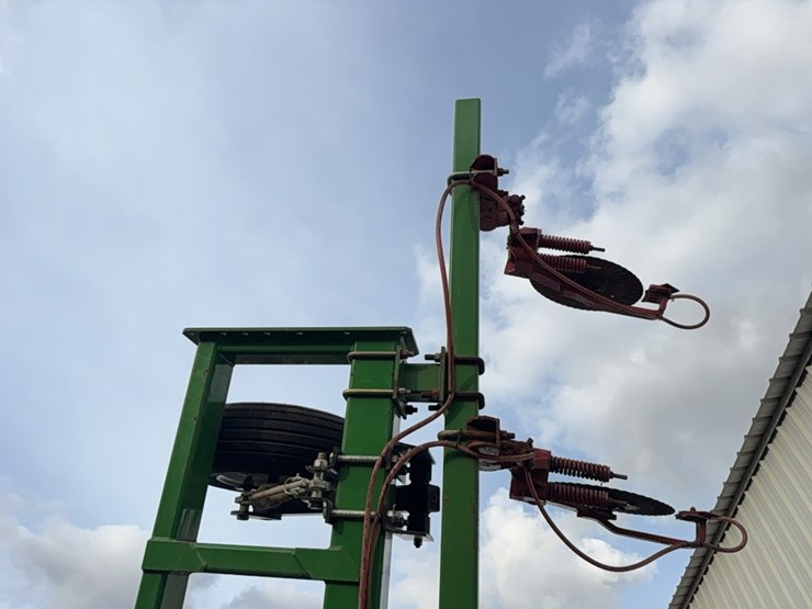 unverferth-ripper-stripper-image-17