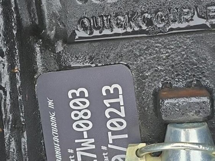 (4)-excavator-quick-connects-image-4