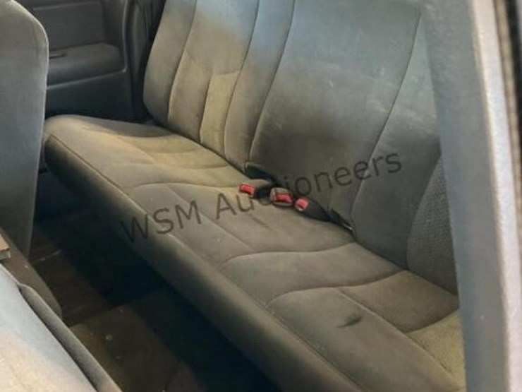 2004-chevrolet-silverado-1500-image-26