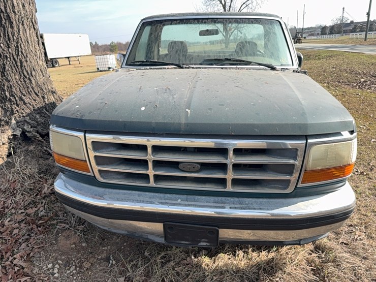 1992-ford-f150-xlt-image-2