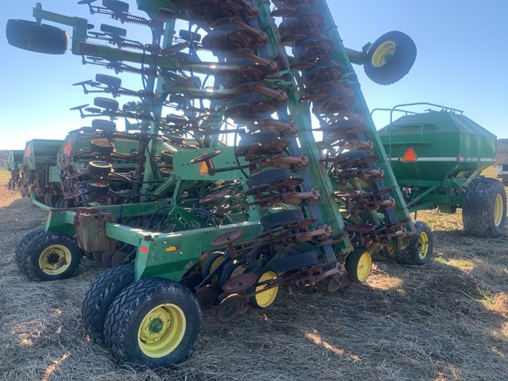 john-deere-1850-image-8