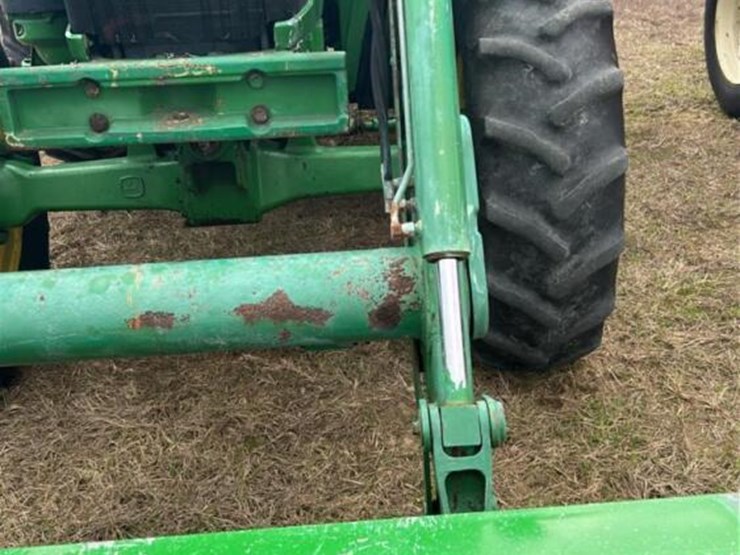 john-deere-6120e-tractor,-s/n-1p06120eej0010886:-loader-w/-bkt.,-5779-hrs-image-10