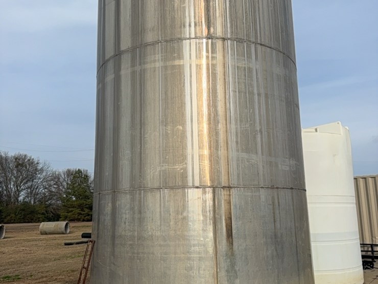 john-blue-12,000-gallon-aluminum-upright-tank-image-7