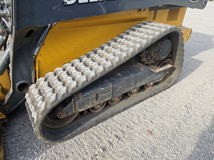 2020-deere-325g-image-14