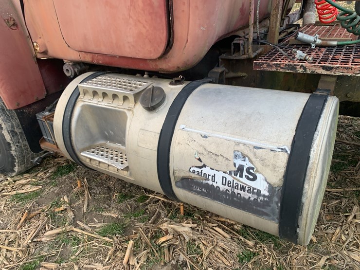 road-tractor-image-12