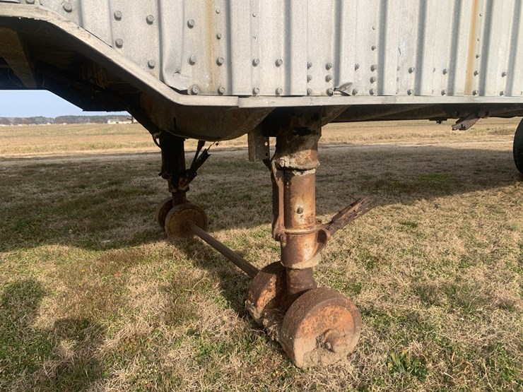 fruehauf-40'-van-trailer-image-5