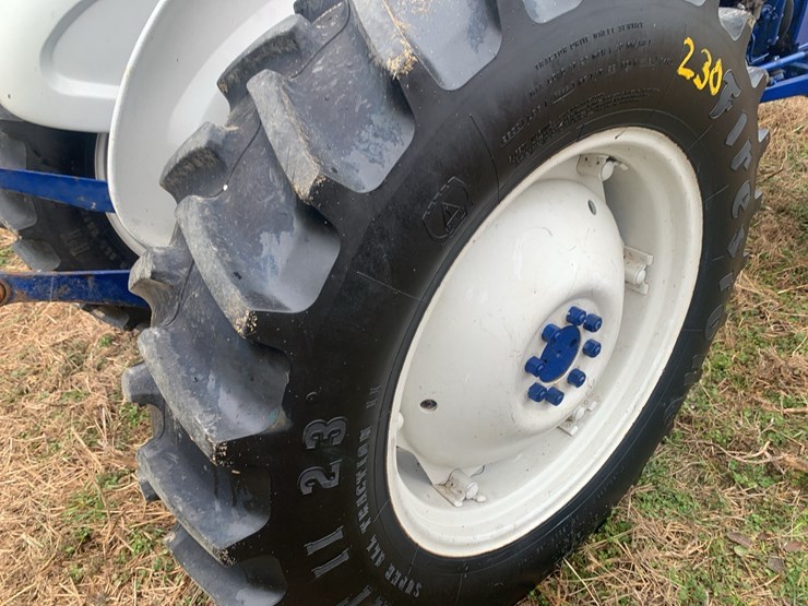 ford-tractor-image-23