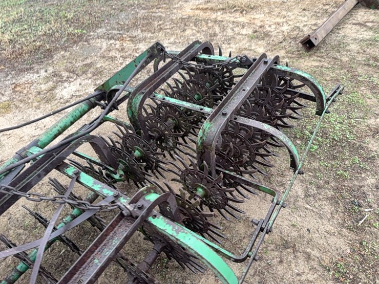 john-deere-3pt.-4-section-rolling-pecker-hoe-approximately-12-ft.-image-12