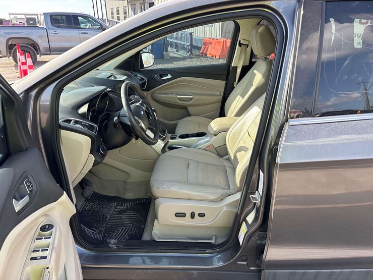 2013-ford-escape-image-11