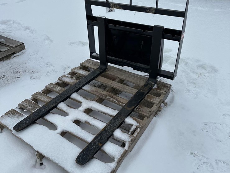 2682---42"-compact-fork-attachment-image-1