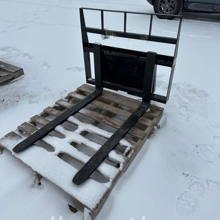 2682 - 42" COMPACT FORK ATTACHMENT